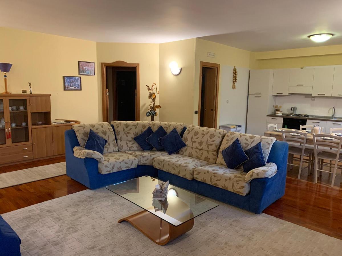 Vacanze In Puglia Pezze Di Greco Exterior photo