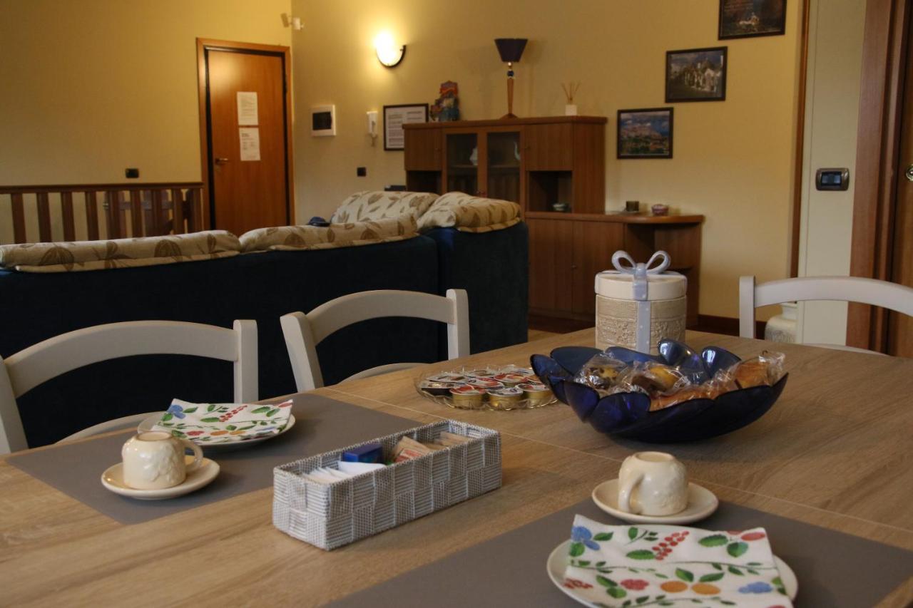 Vacanze In Puglia Pezze Di Greco Exterior photo